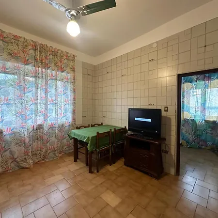 Lory's Bed & Breakfast *